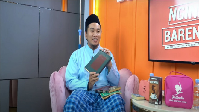 YouTube/dr. Richard Lee, MARS