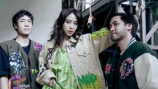 Instagram/@kevinaprilio