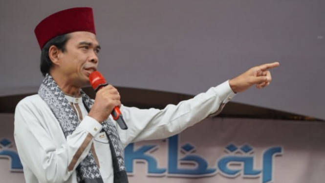 Instagram/@ustadzabdulsomad_official