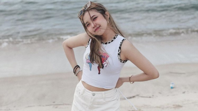 Instagram/ @btr_meyden