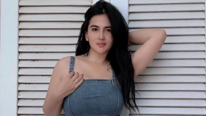 Instagram/diannadeestarlight