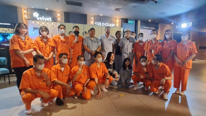 Intipseleb/Tiya Sukmawati