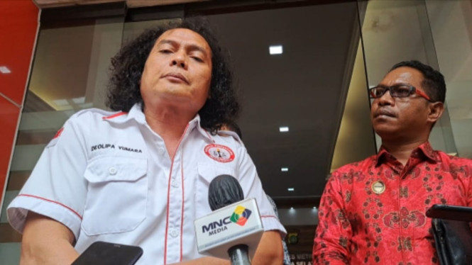 Intipseleb/Tiya Sukmawati