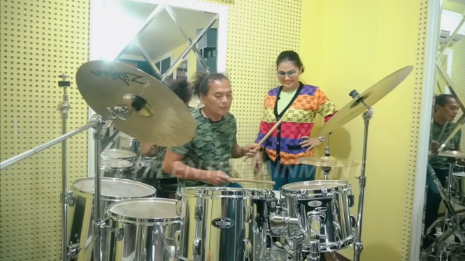 YouTube/ Camel Petir