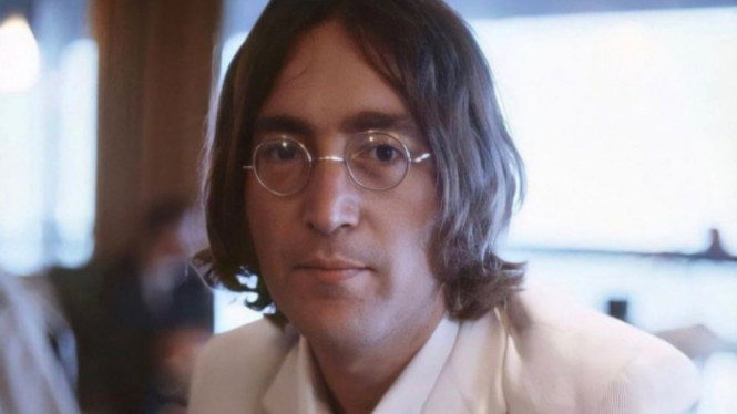 Instagram/ @johnlennon