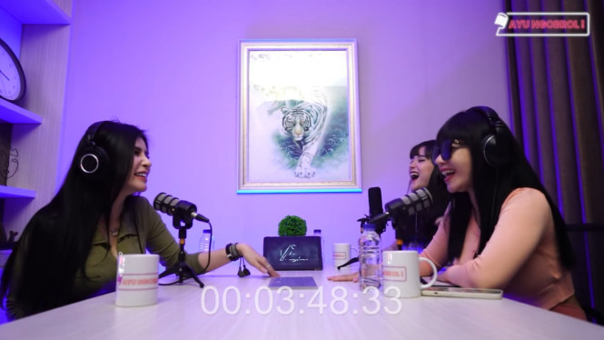 YouTube/ AP Entertainment