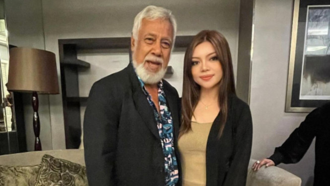 instagram/monnafrans