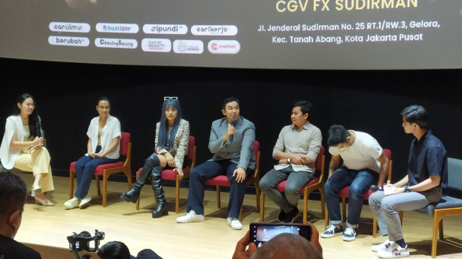 IntipSeleb/ Wahyu Firmansyah