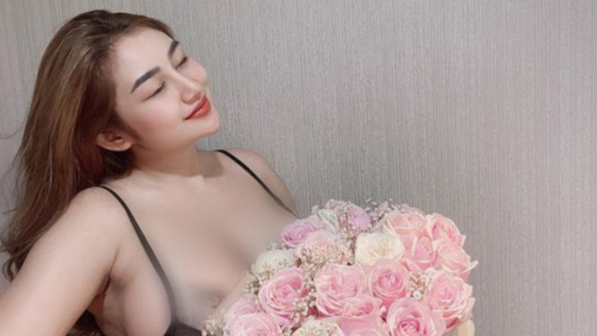 Instagram/@pamelaaaasafitri