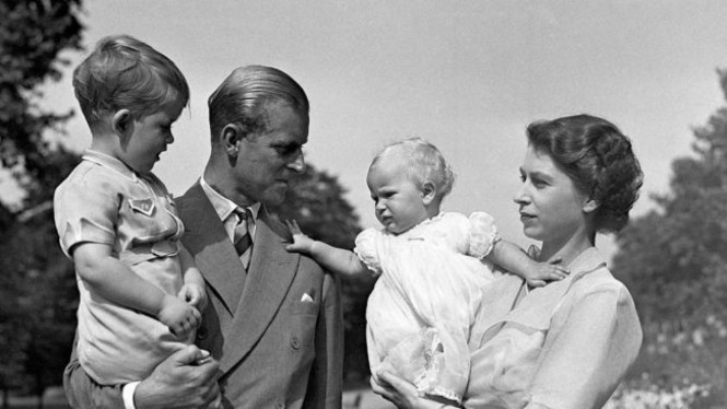 Instagram/Clarencehouse