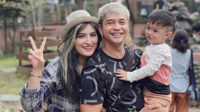 Instagram/angbeenrishi