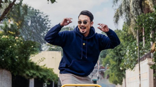 Instagram/@sumargodenny