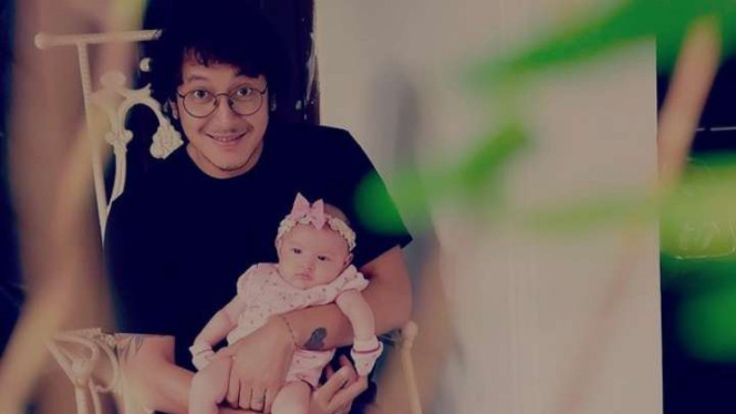 Instagram/@nadinelist