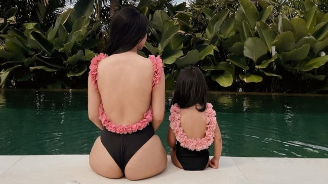 Instagram/rachelvennya