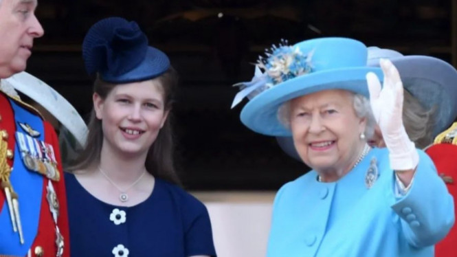 Instagram/admireladylouisewidsor