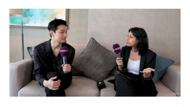 Youtube : 104.8 channel 4