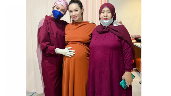 Instagram/@zaskia_gotix