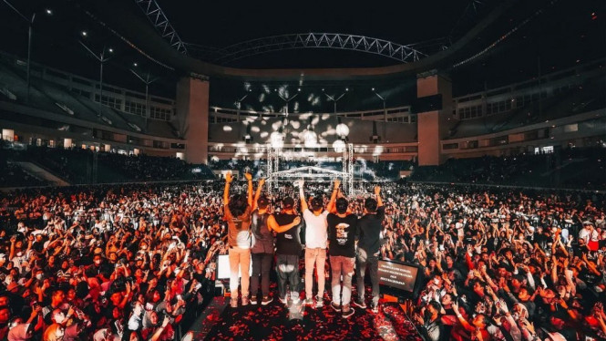 Instagram/@arielnoah