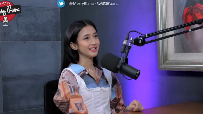 YouTube/Merry Riana