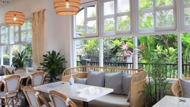 Instagram/Enatura Farm and Salad Bar