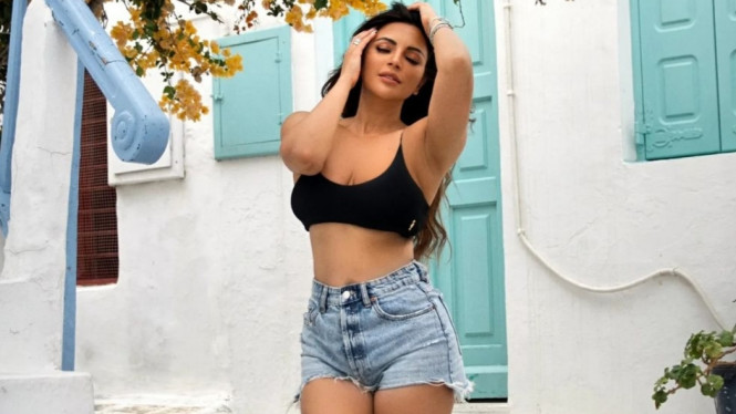 Instagram/ @shamasikander