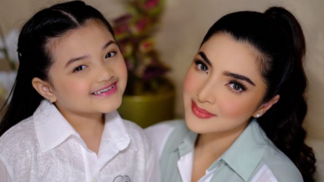 Instagram/@ashanty_ash