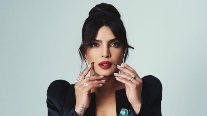 10 Tahun Bungkam, Ini Alasan Priyanka Chopra Berani Bongkar Kebusukan