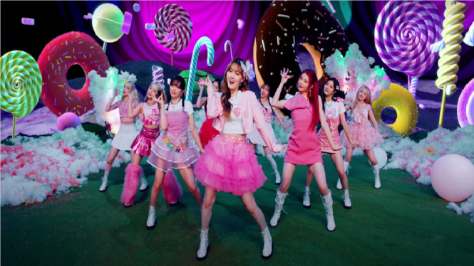 YouTube/UNIVERSE-OFFICIAL