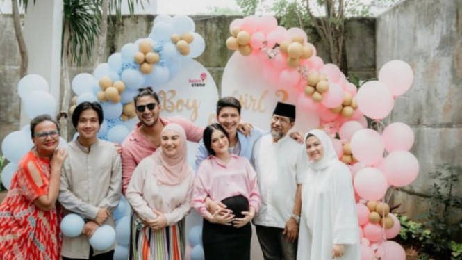 Instagram/@real_aditya1