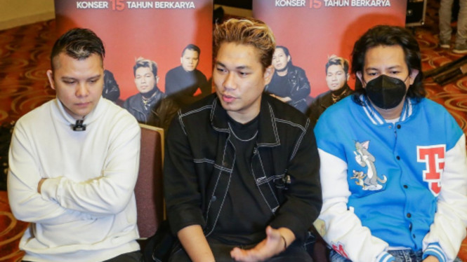 instagram/armadaband