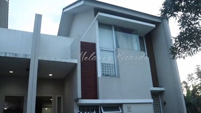 YouTube/Melaney Ricardo