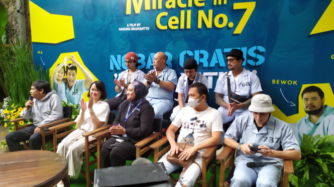 IntipSeleb/ Wahyu Firmansyah