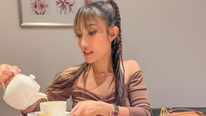 Instagram.com/mrsayudewi