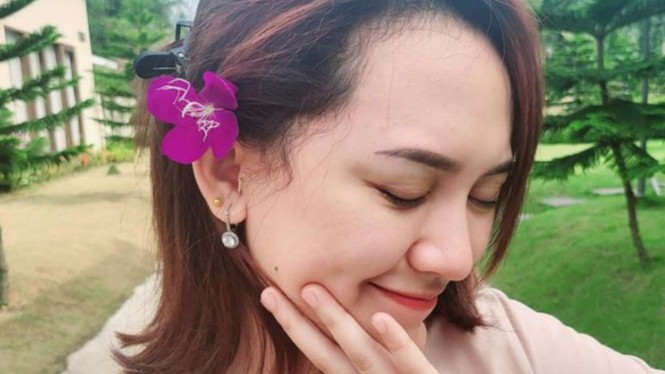 Instagram/@happy_asmara77