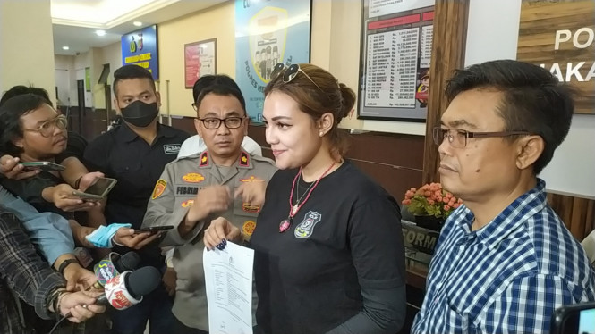 IntipSeleb/ Wahyu Firmansyah