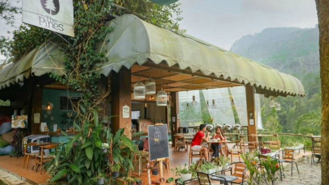 Instagram/@thelodgemaribaya