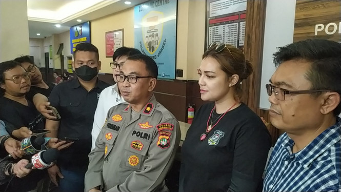 IntipSeleb/ Wahyu Firmansyah