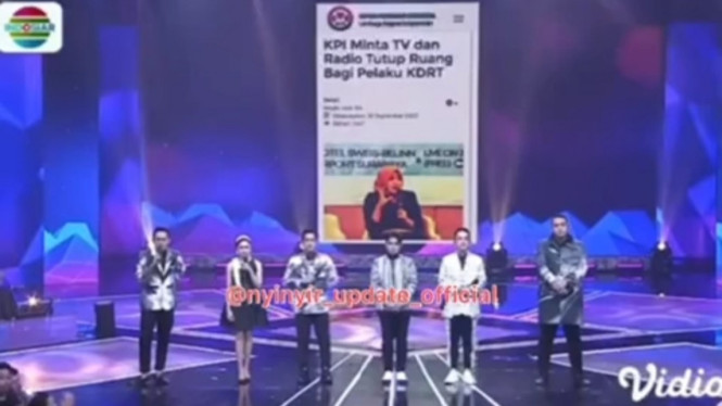 Instagram/@insta_julid