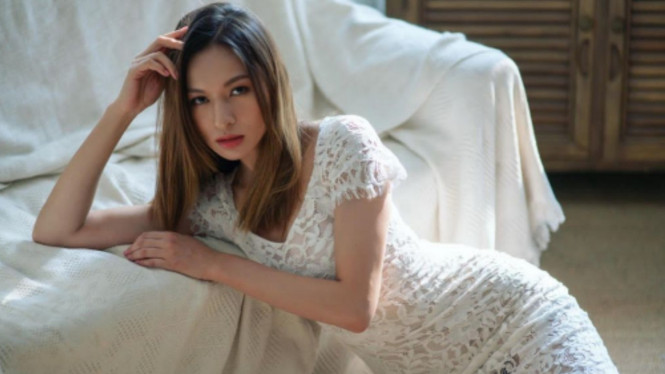 instagram/denicelams