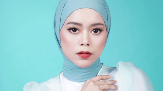 Instagram/lestikejora