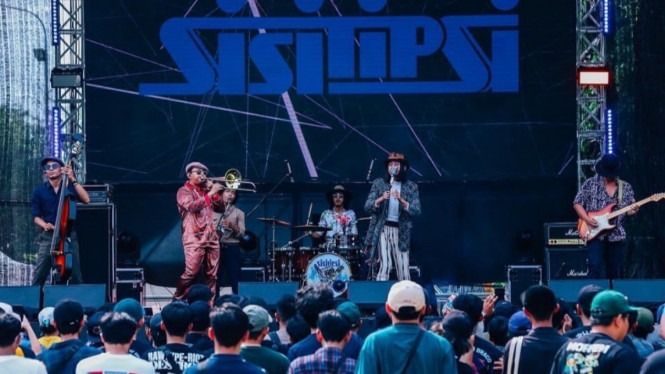 Instagram/ @synchronizefest