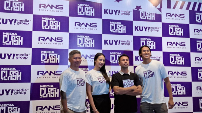 Intipseleb/Tiya Sukmawati