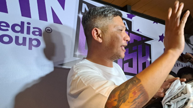 Intipseleb/Tiya Sukmawati