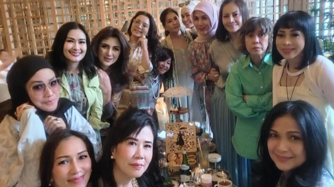 Instagram/mayangsari_official 