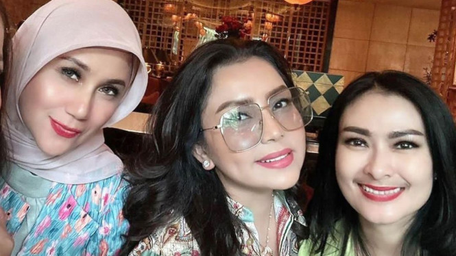 Instagram/mayangsari_official 