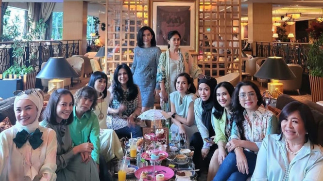 Instagram/mayangsari_official 