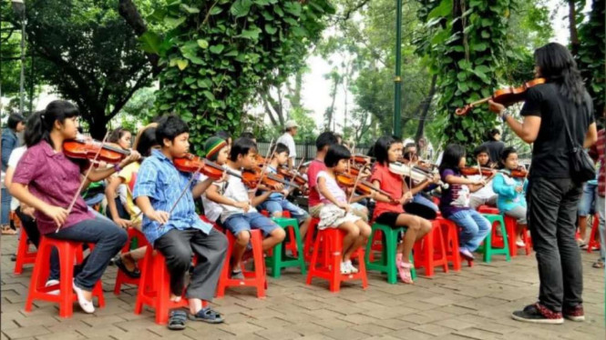 Instagram/@tamansuropatichamber