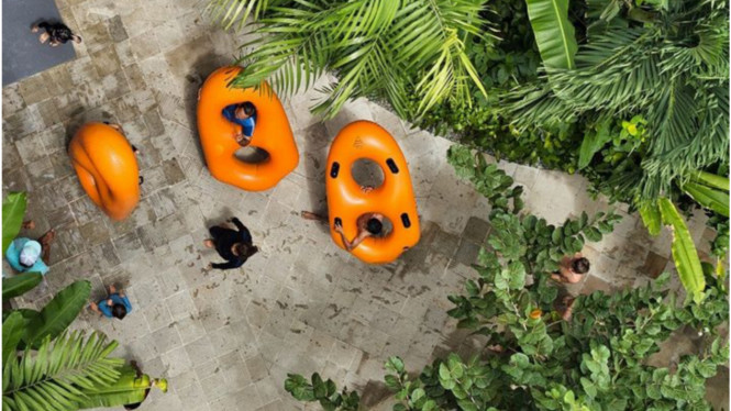 Instagram/@waterbombali