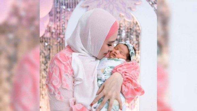 Instagram/@kartikaputriworld