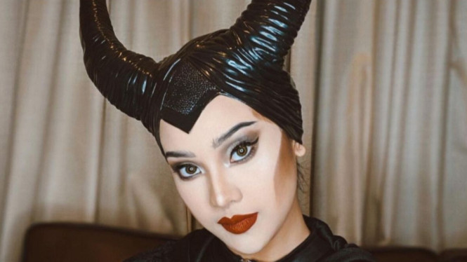 Instagram/Anya Geraldine